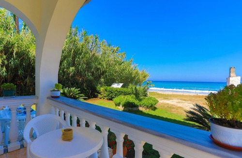 Acharavi Apartment | Beach Villa Vaso Ena: Beachfront, stunning views