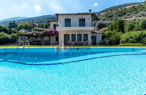 Melissopetra Villa | Beautiful sea view Villa Sunshine, for 6-7 guests