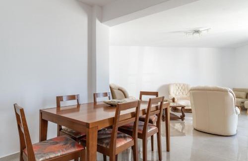 Mpatsi Villa | Bebas Villas 2