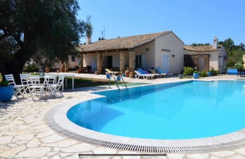 Gouvia Villa | Bellevila