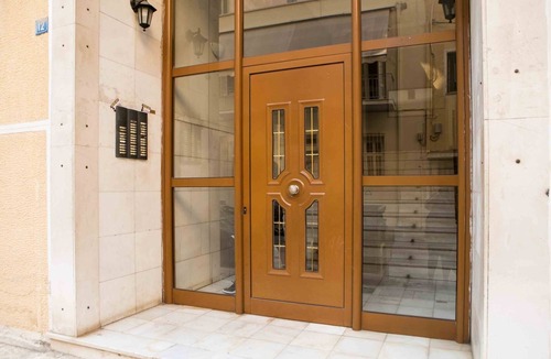 Ampelokipoi Apartment | Best House, Kolchidos, Ampelokipoi Metro, Athens