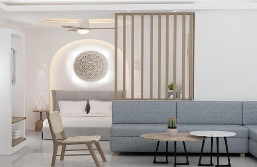 Agia Anna Apartment | BH048 - C - Suite Naxos