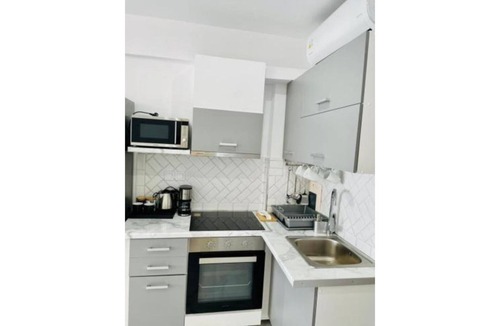Loutraki-Agioi Theodoroi Apartment | BLE PROPERTY ATLAS- Superior Studio