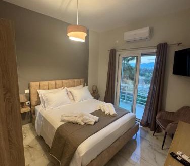 Agii Apostoli Apartment | Blue Calm - Kalamos Seaside Studios