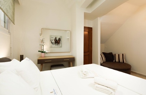 Astros Apartment | Blue Horizon - Zircon Junior Sea View Suite