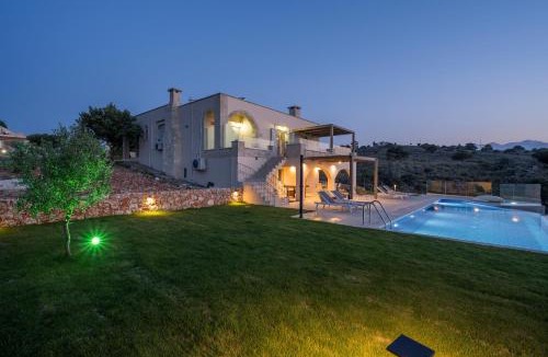 Drapanos Villa | Blue Rose Villa