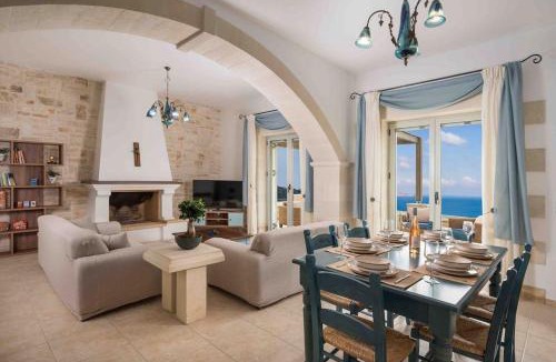 Drapanos Villa | Blue Rose Villa