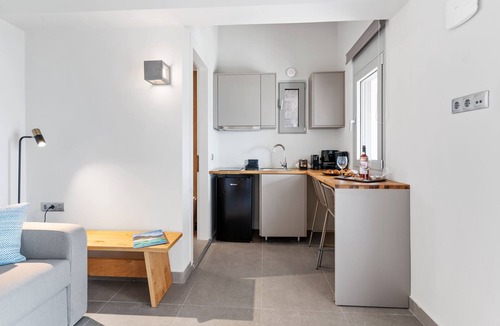 Episkopos House | Blue Symphony Suites & Apartments