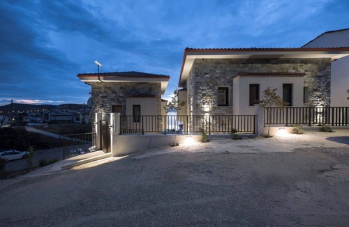 Nea Rodha Apartment | Blue Whisper Luxury Living Suites