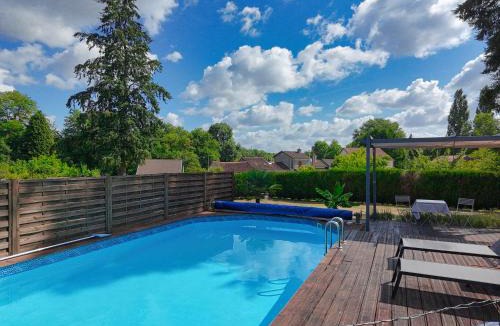 Magnac-Laval Bed & Breakfast | Bluedothotels location France