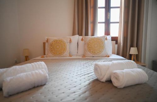 Afytos Apartment | Bohemian Afitos Apartment