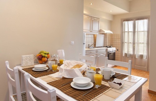 Antipata Apartment | Boutique Apartment, Magnolia No2