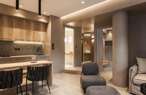 Plaka Apartment | * Boutique Syntagma apartment w/plunge pool *