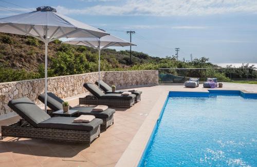 Skala Apartment | Brand New Skala Beach Apartment- Pieno Di Luce