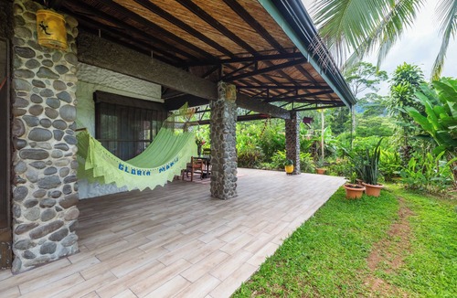 San Miguel House | Breakfast With Toucans And Monkeys