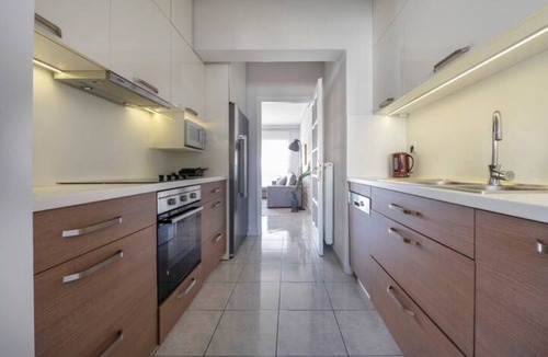 Glyfada Apartment | Bright 3bdr Apt with Roofgarden, Jacuzzi