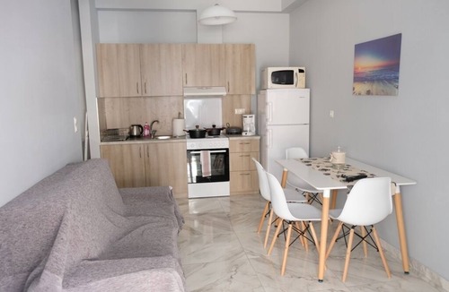 Kos House | Bright apartment just a minute from the beach