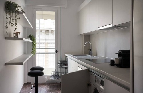 Mousio Apartment | Bright Apt-Archeological Museum