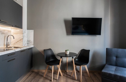 Kinosargous Apartment | Brilliant 1BR Apartment at WYZ Athens