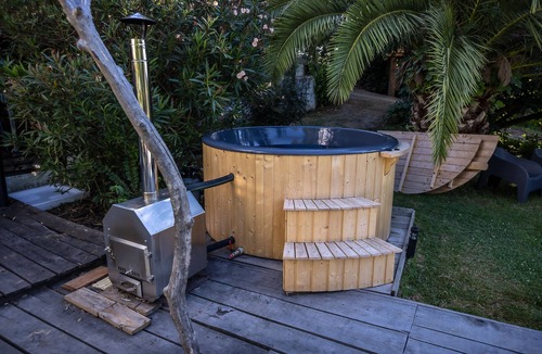 Urcuray Cabin | Cabin located in a natural environment, located between sea and mountain.