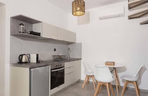 Agios Nikolaos Apartment | Calme Suites Mani