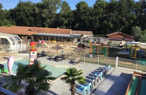 Saint-Laurent-de-Medoc House | Camping 4 étoiles - Parc aquatique - ccb0bcc