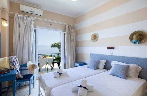 Dafnata Bed & Breakfast | Casa dei Venti - Cozy Double Sea View Room