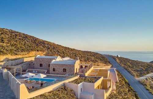 Anafi Hotel | Casa Di Namphio Villa & Suites Anafi