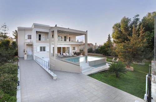 Kounoupidiana Villa | Cedar Tree Villa