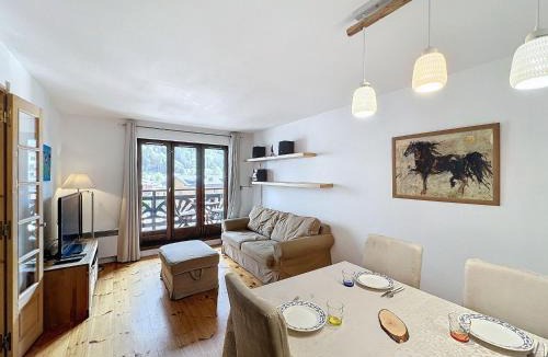 Chamonix City Centre Apartment | Chamonix: Appart 4 pers, Parking, Wifi - FR-1-507-24