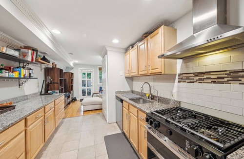 Shaw House | Charming 2-bedroom Bungalow near Center D.C.