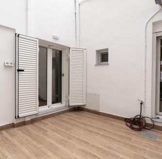 Irakleio House | Charming 2 Bedroom House in Iraklio, Greece