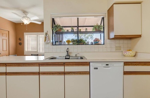 Villages of Green Valley House | Charming 2-bedroom house in welcoming Green Valley with WiFi, AC