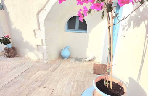 Kokkinon Khorion Villa | Charming 3 bed/2 bath Cretan village escape w/ocean view