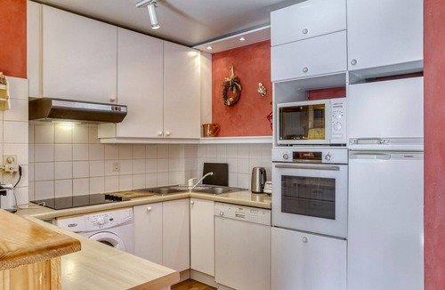 Megeve Apartment | Charming 3-Bed Apartment in Megève – Close to Center, Pool, Tennis, Parking
