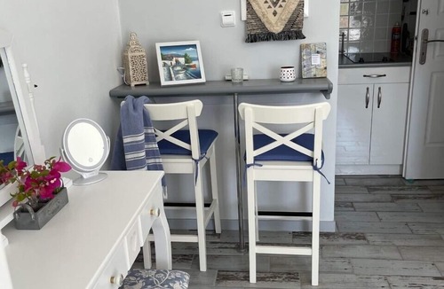Frourion Apartment | CHARMING BOUTIQUE STUDIOS in ASSOS - PERFECT LOCATION - BAY VIEWS 2 min to beach