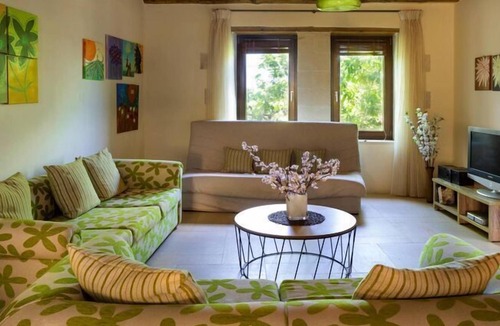Maheri House | charming holiday home in Maheri