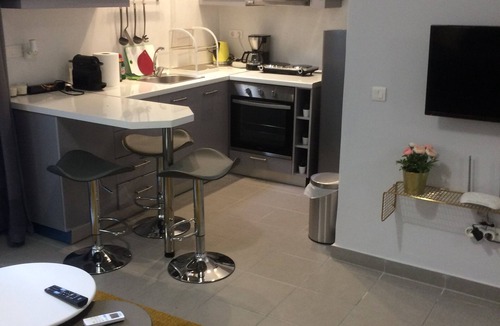 Mets Apartment | Check Point - Acropolis