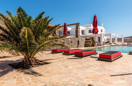 Elia House | Chef included by Fantasia Villas: Elia Villas 14 bedrooms