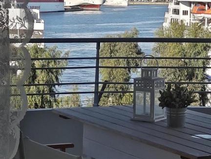 Piraeus Apartment | Chic style 2 bedroom apartment, great views of Piraeus cruise port