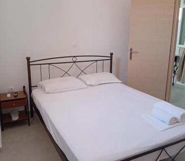 Chios Apartment | ChiosRoomsEirini