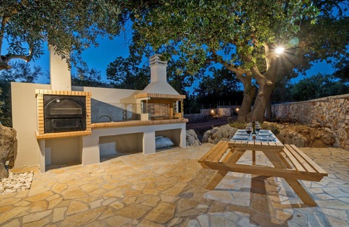 Atsipópoulon Villa | Chloe villa , 3 bedrooms,Countryside,pool, near taverns