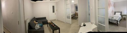 Thissio Apartment | Chris AKROPOLI