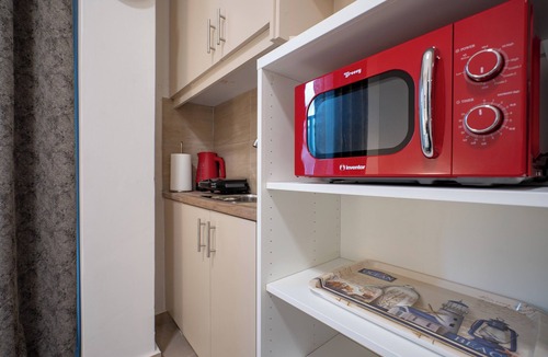 Plaka Apartment | City Center Studio for 2 by MPS