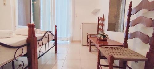 Archangelos House | Cleopatra's House Apartments