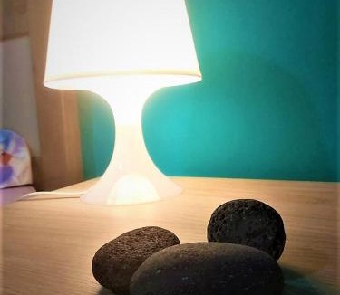 Kinosargous Apartment | Colorful apartment 5 minutes walk from Acropolis