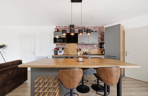 Chartrons House | Comfortable Apartment in the Heart of Bordeaux