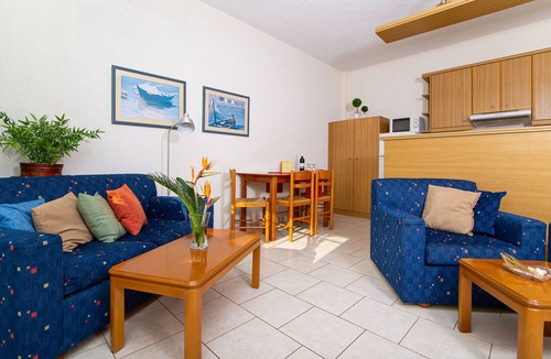 Sissi Apartment | Comfortable family appartment, fully equipped with fantastic sea view and garden