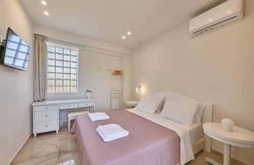 Stavromenos Apartment | Comfy apartmt near beach with pool dining area