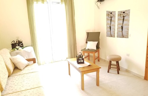 Agios Georgios Pagon Apartment | Corfu Escape Two (1-2 min walk to beach)
